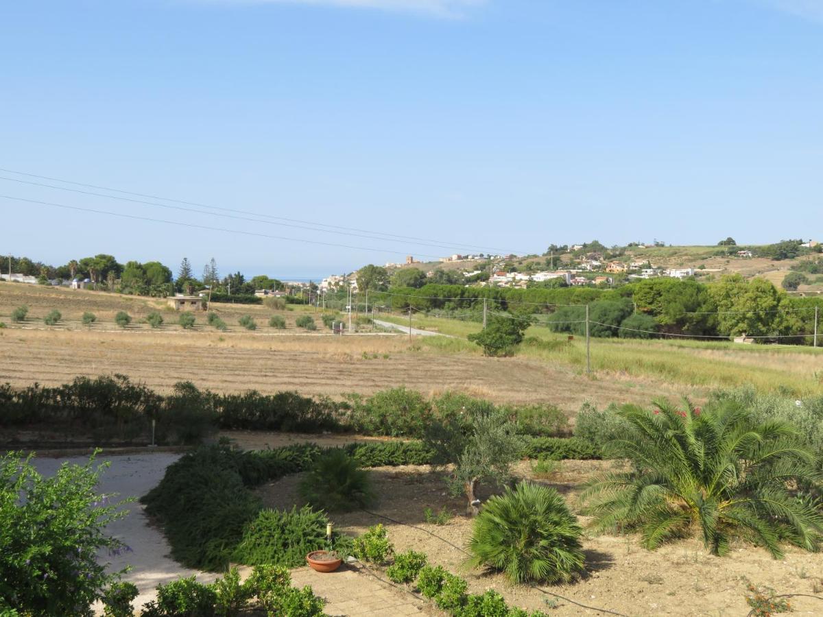 Case Barrera Porto Palo Exterior foto